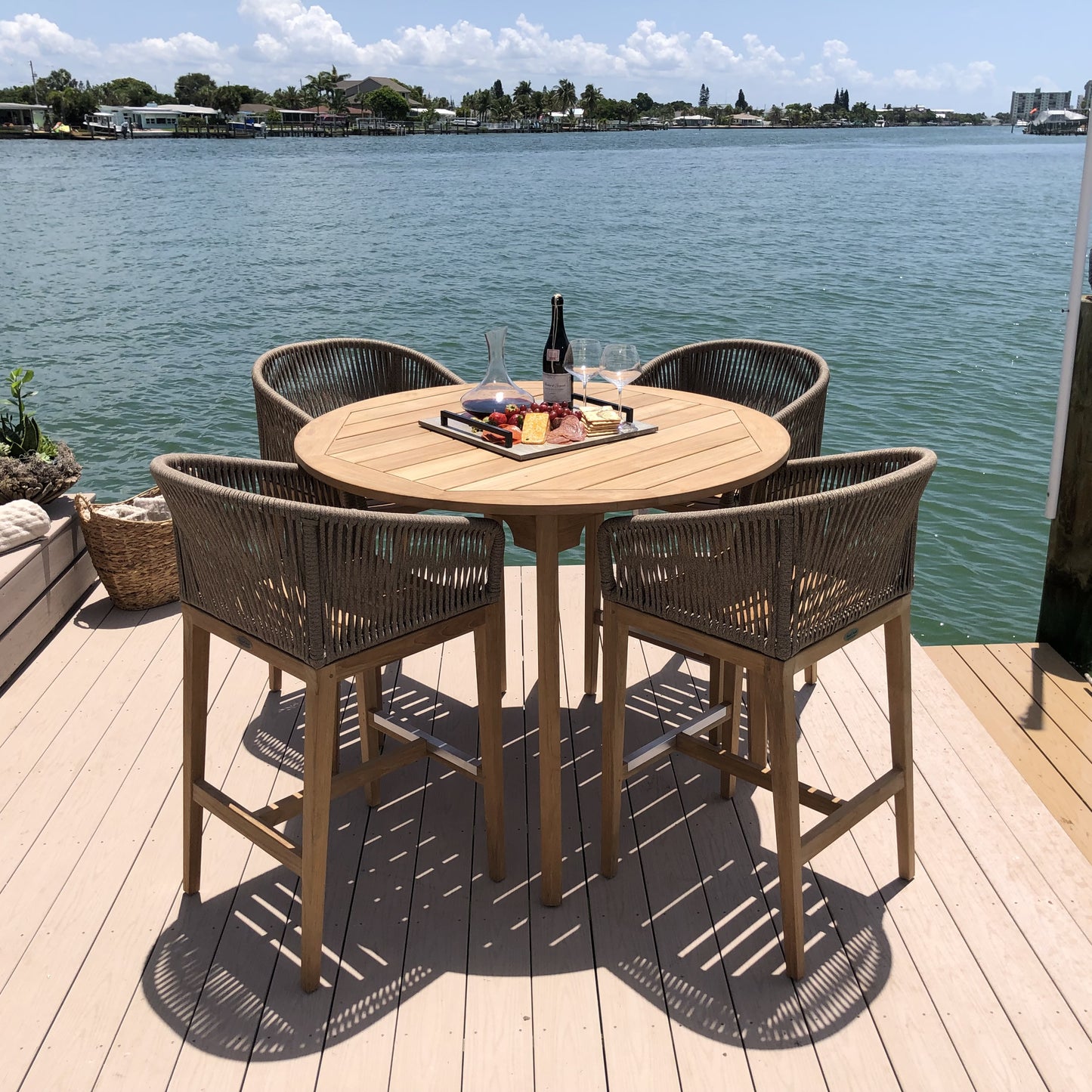 Royal Teak Malibu 5 Piece Round Bar Height Set